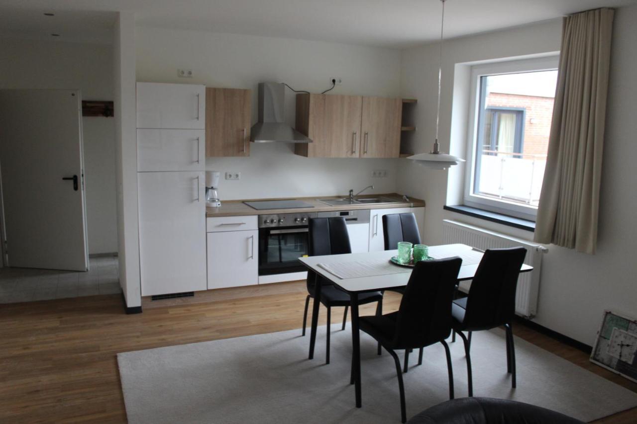 Duenenhaus 2 *